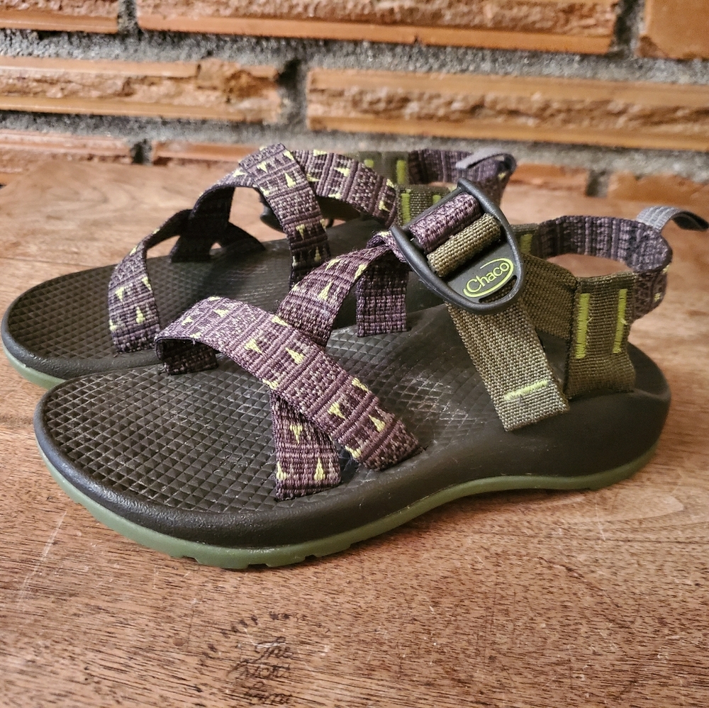 Kids Chacos Size 1